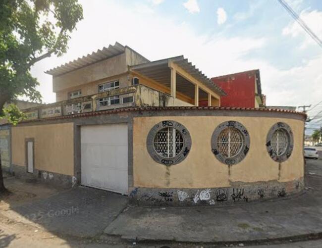 IMÓVEL EM BANGU - RUA COBÉ, 276