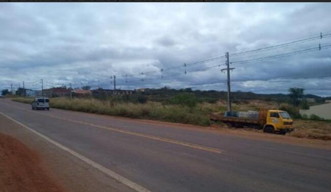 Comprei (PGFN): UMA GLEBA DE TERRA, com área de 18,00 hectares, situada no Sítio Alagoinha, Fazenda São Gonçalo, localizada à margem direita da Rodovia BR-316, Araripina - PE