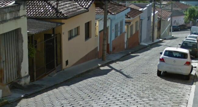 Comprei (PGFN): Casa com terreno medindo 130,00m², Cambuí - MG