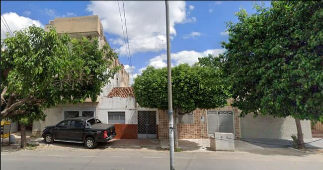 Comprei (PGFN): Casa residencial localizada na Rua Desembargador Boto, 751, Cajazeiras - PB