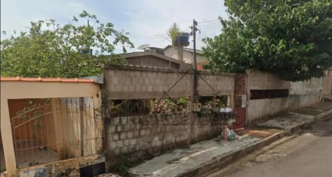 Comprei (PGFN): Casa residencial com área construída de aproximadamente 130 m², localizada na Rua Salgueiro, 217, Cidade Nova, Rio Branco - AC
