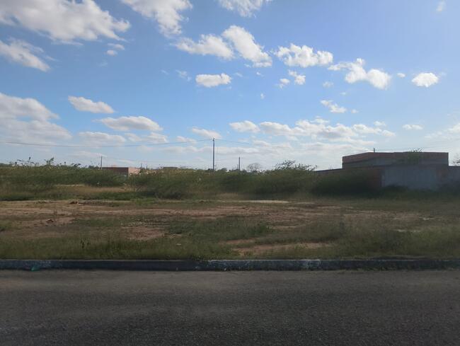 Lote Nº 37, Quadra "c" - Parque Progresso, localizado em Feira De Santana - BA, bairro Asa Branca