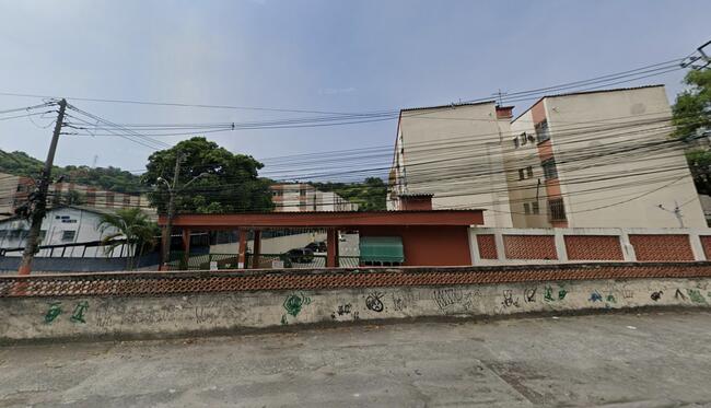 Apartamento 401 na Av. Pastor Luther King Junior nº 4.676