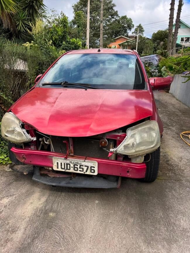 Foto de TOYOTA ETIOS SD XS, ANO 2013, PLACAS IUD6576