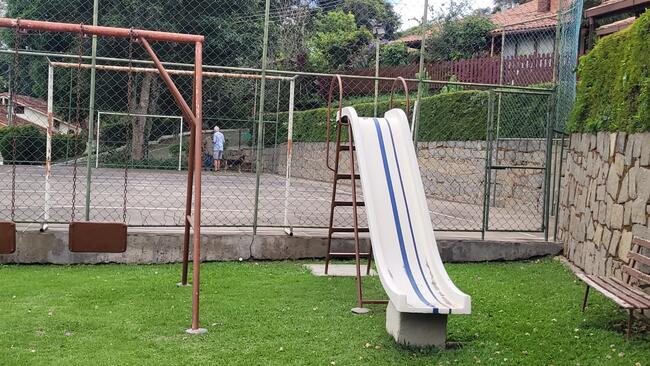Casa 05 do Condomínio Refúgio da Serra, situado na Estrada Parque do Imbuí, nº 343, Posse, Teresópolis, RJ, localizado em Teresópolis - RJ