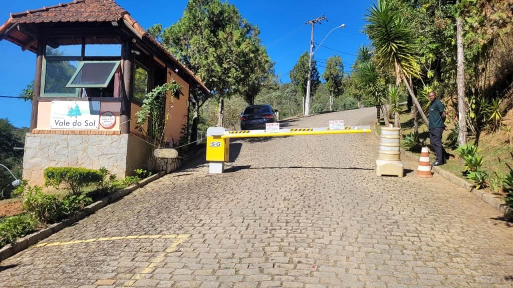 LOTE DE TERRENO C/ 276,00 m2 EM ALBUQUERQUE - TERESOPOLIS RJ — foto 9 de 40