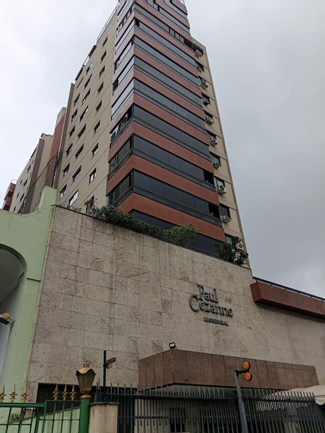 APTO. c/ 02 VAGAS em TODOS OS SANTOS (LEILÃO CAEX 16)