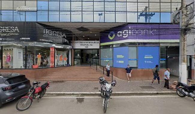 Loja de n° T-11, localizada no Pavimento Térreo, do "Edificio Centro Comercial Empresarial Itaperuna"