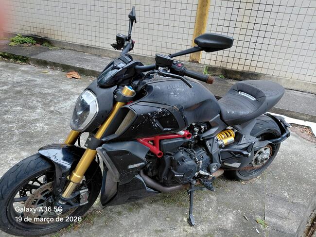 Motocicleta Ducati, modelo Duavel 1260 S, Ano 2022/2022, cor preta