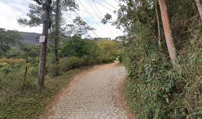 TERRENO c/ 1.000m² em TERESÓPOLIS-RJ