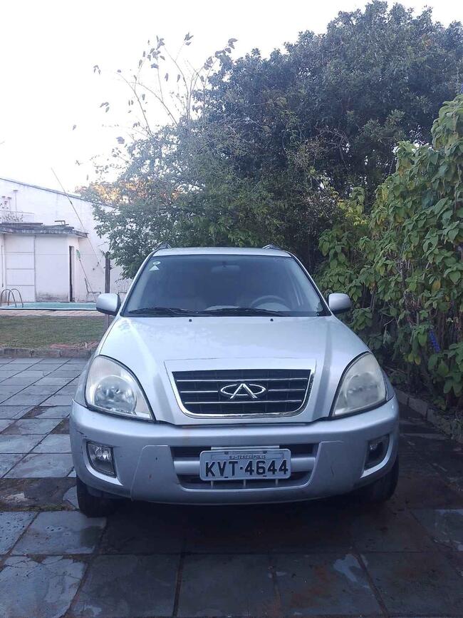 Veículo Marca Chery, modelo Tiggo 2.0, 2010/2011, prata