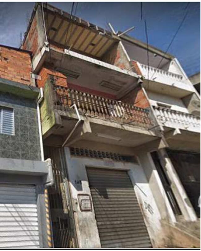 CASA EM OSASCO COM CHURRASQUEIRA