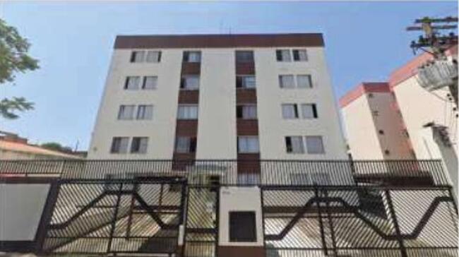 Apartamento na Terceira Divisão de Interlagos -SP