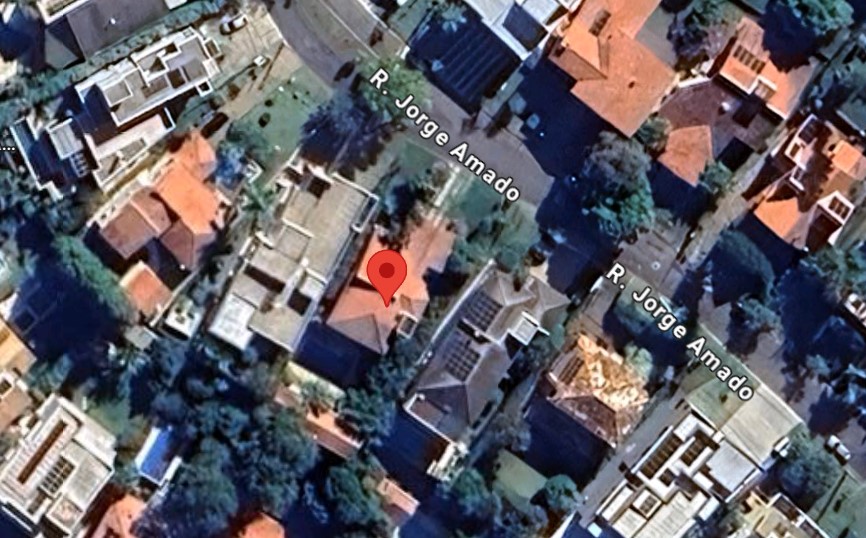 CASA DE ALTO PADRÃO NO CONDOMÍNIO CAMPOS DE SANTO ANTÔNIO – ITU-SP.