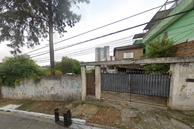 TERRENO DE 756 M² COM 6 EDIFICAÇÕES, NO BAIRRO DO JABAQUARA/SP