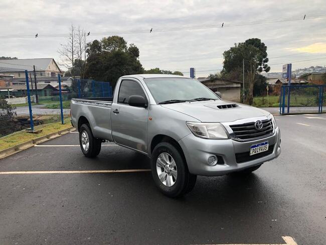 TOYOTA HILUX CS 4X4  ANO 2015  EM PATO BRANCO/PR