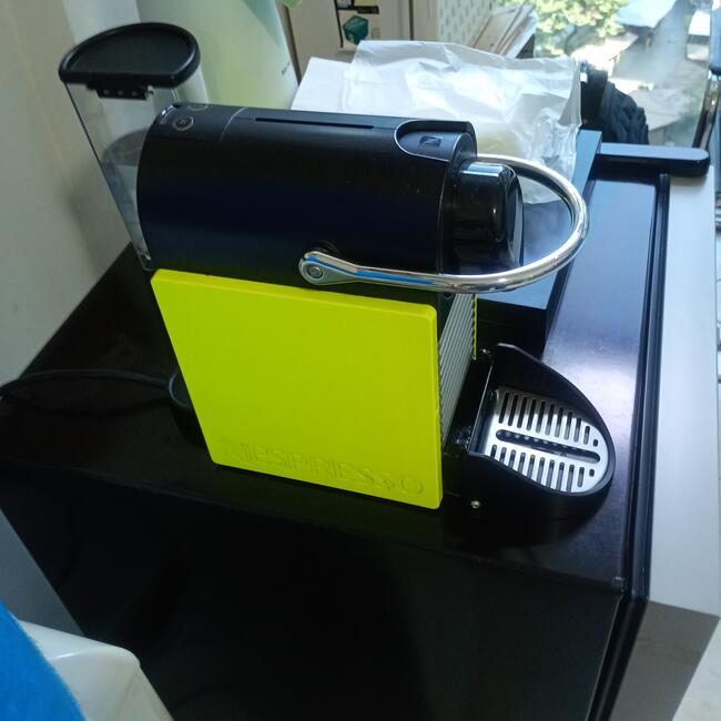 CAFETEIRA NESPRESSO