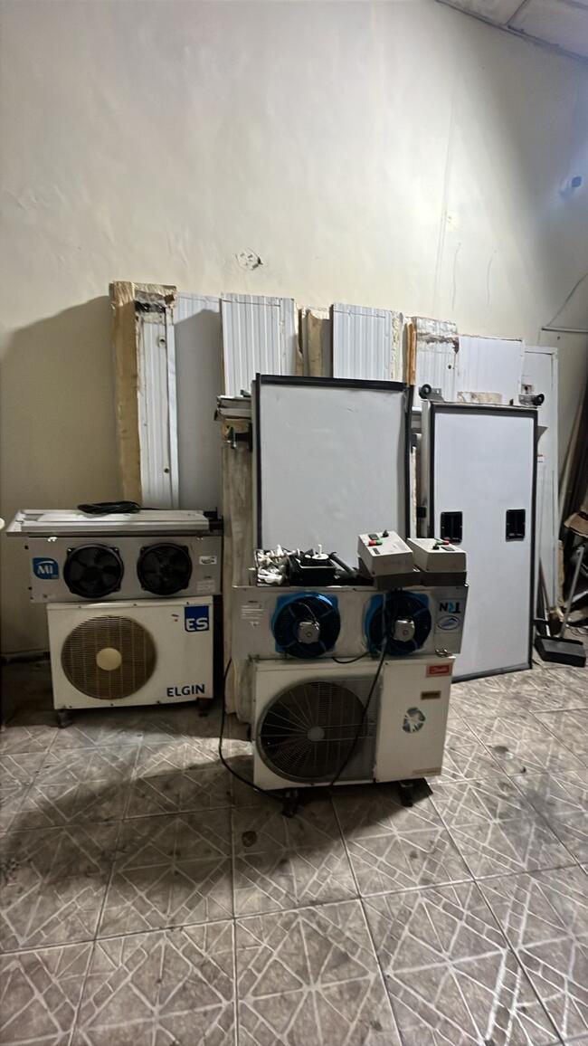 CÂMARA FRIGORÍFICA DUPLA COMPLETA, RESFRIAMENTO TAM 3X2, CONGELAMENTO TAM 3X2, LARGURA 3X2.