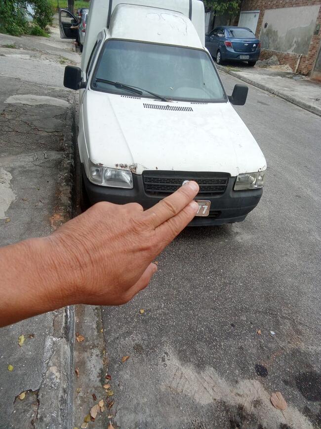 FIAT - FIORINO, ANO 2004, DÉBITO APROXIMADO R$ 1.000,00, LADO DO MOTORISTA ESTA COM PODRE, ASSOALHO COM BURUCO, O PROPRIETÁRIO COMPROU OS ASSOALHO, PRECISA REMARCAR O CHASSI.