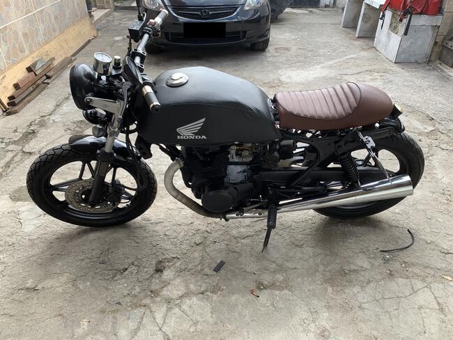 Honda CB 400 Café Racer, Moto sem Débitos, Documentação 2025.