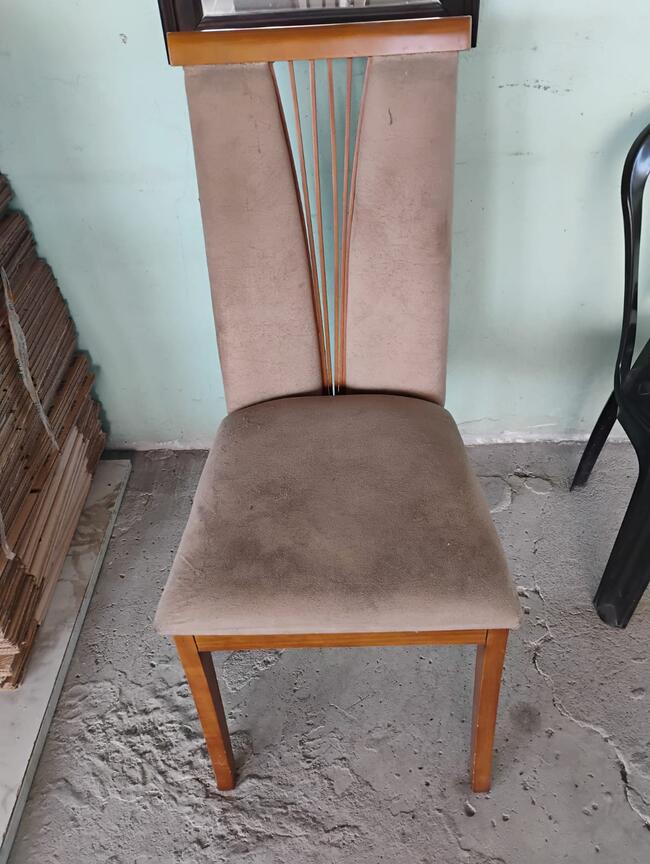 8 cadeiras, Mesa de madeira velho oeste estilo unico, Placa medida 15 por 40