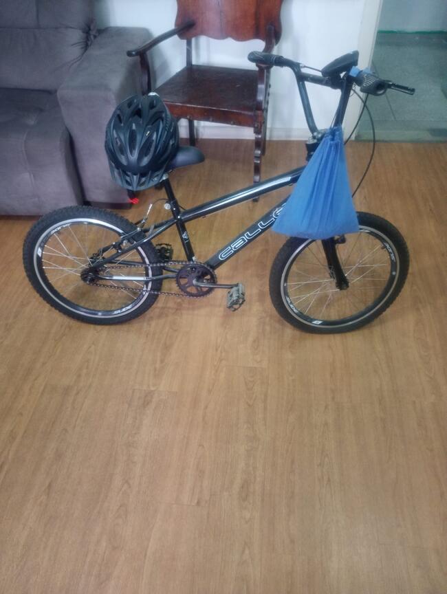 Bicleta - Caloi - aro 20