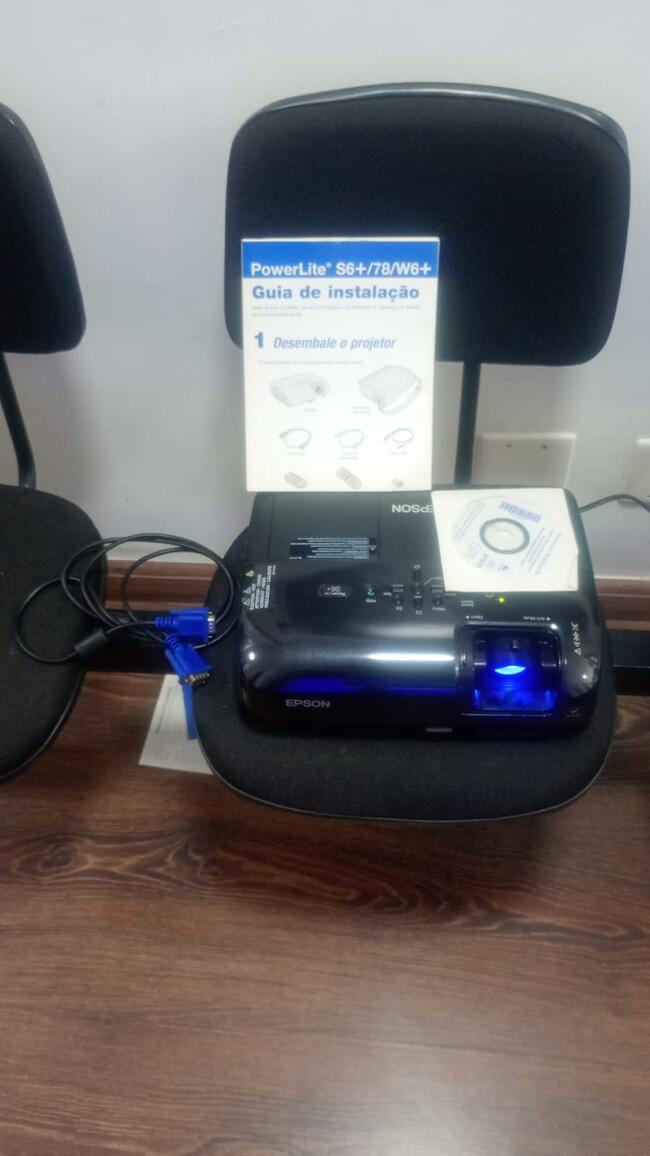 EPSON LCD PROJECTOR MODEL MODEL: H283A