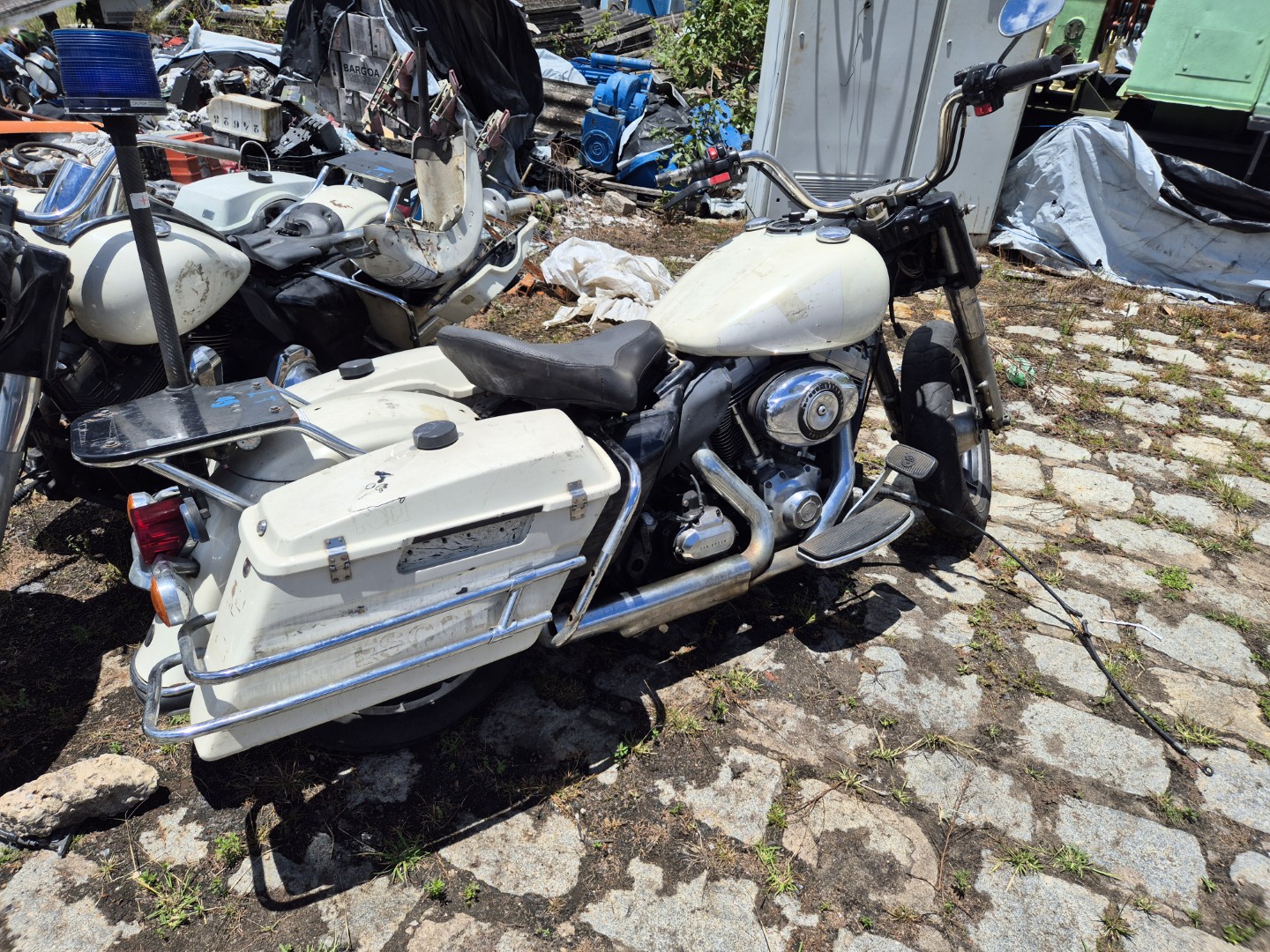 HARLEY-DAVIDSON / FLHP ROAD KING POLICE 2