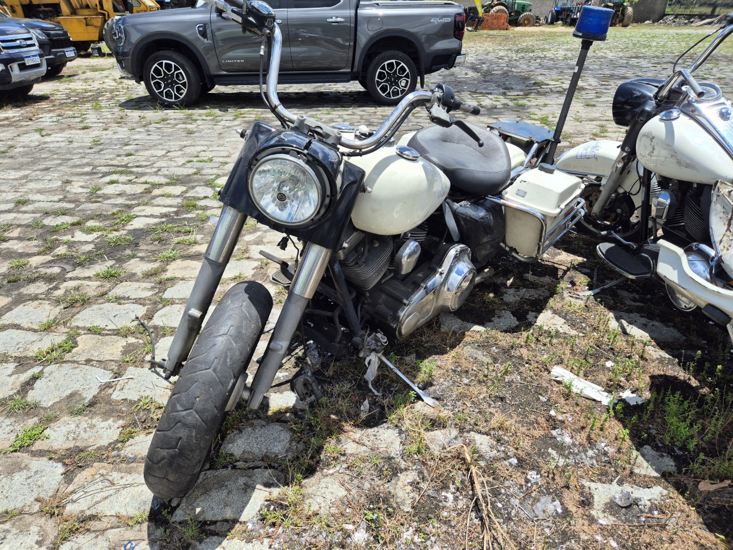 HARLEY-DAVIDSON / FLHP ROAD KING POLICE 5