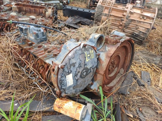1 Motor a Diesel Cummins sem cabeçote 6 cilindros