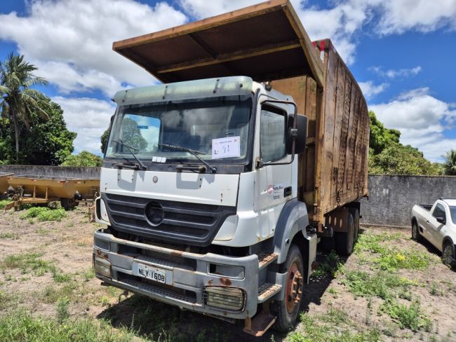Caminhão Mercedes-Benz MBB Axor 3340 C/ implemento gaiolão, Ano: 2008/2009, Placa: NLY-1608, Frota: 12518