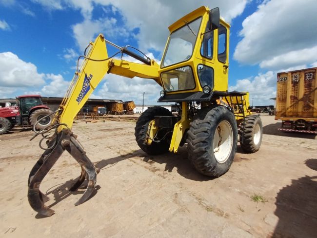 Carregadeira Valtra BM100, 2008, Frota 14010