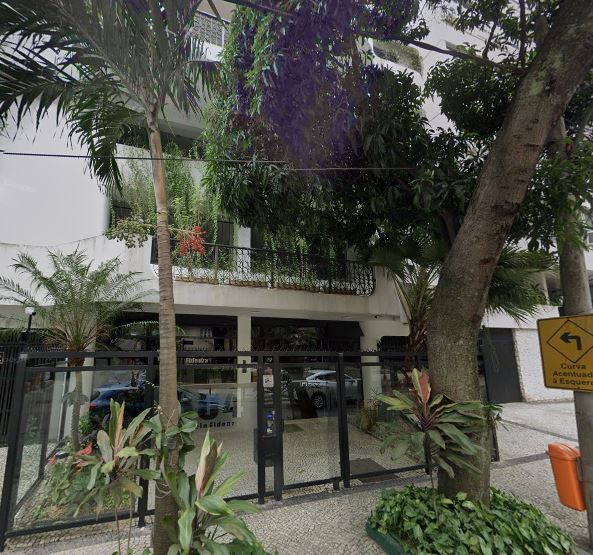 LAGOA - APARTAMENTO COM 150M² NA RUA FONTE DA SAUDADE