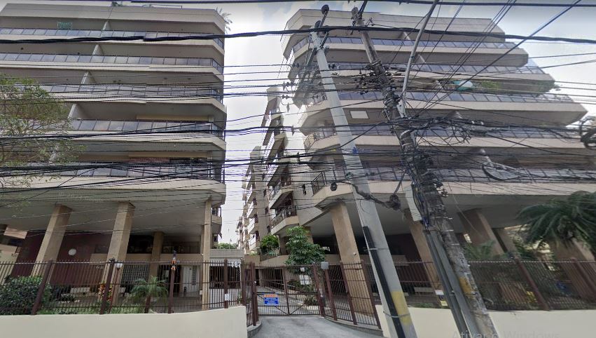 FREGUESIA DE JACAREPAGUÁ - APARTAMENTO COM 180M² NA RUA ARAGUAIA