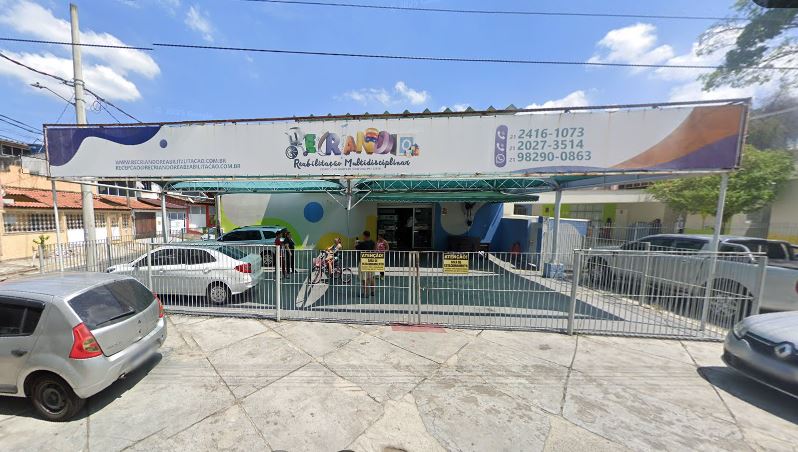 CAMPO GRANDE - CASA COM 385M² NA AVENIDA BELMIRO VALVERDE N° 55
