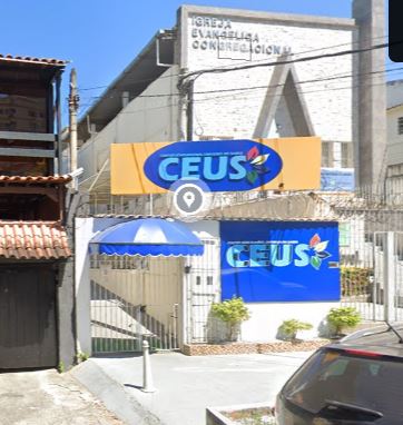 RAMOS - Imóvel comercial,  com 16 cômodos,  salas de aula, banheiros , quadra,  cozinha , conforme Laudo.