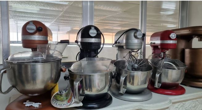 4 BATEDEIRAS, “SEMIPROFISSIONAL”, MARCA/MODELO: KITCHENAID