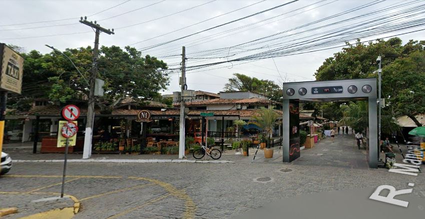 BÚZIOS - LOJA N° 16 COM UMA ÁREA CONSTRUÍDA DE 25,00M², DO CONDOMÍNIO SHOPPING DE BÚZIOS