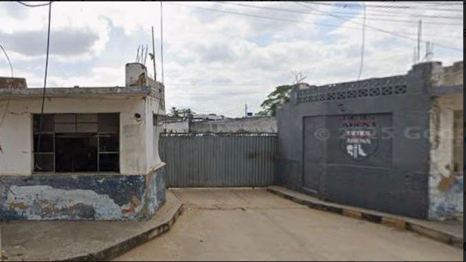 SITE COMPREI - Prédio comercial, Rua Professor Mesquita, nº 56, Parque Pecuária, Campos Dos Goytacazes/RJ