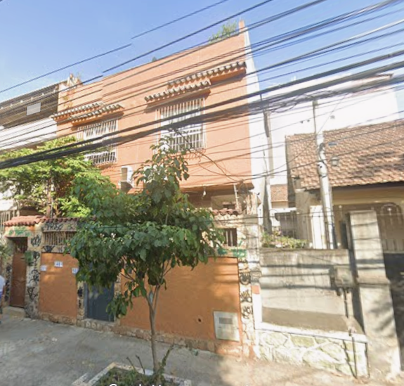 VILA ISABEL - PREDIO COM DOIS ANDARES, APT °S 101 E 201 NA RUA MENDES TAVARES N° 48