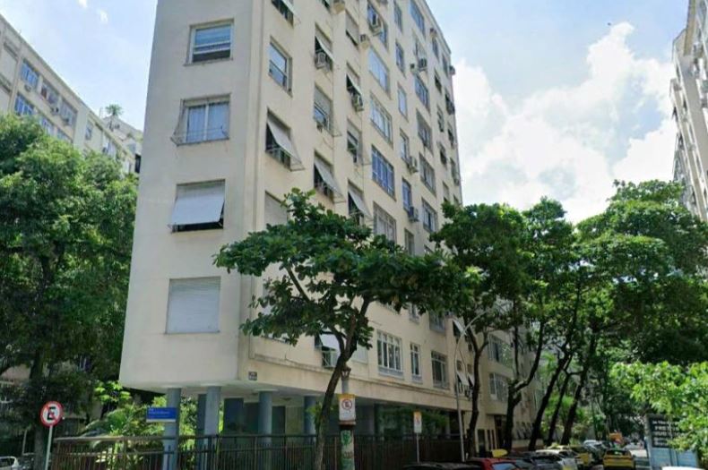 SITE COMPREI - Apartamento nº 402 localizado na Rua Conselheiro Lafaiete, nº 15, Copacabana.