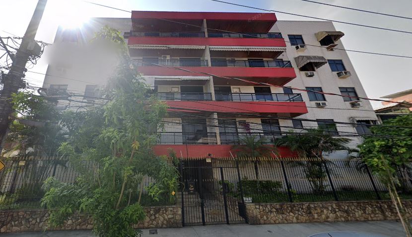 RAMOS - APARTAMENTO NA RUA MILTON N° 40 COM 95M²