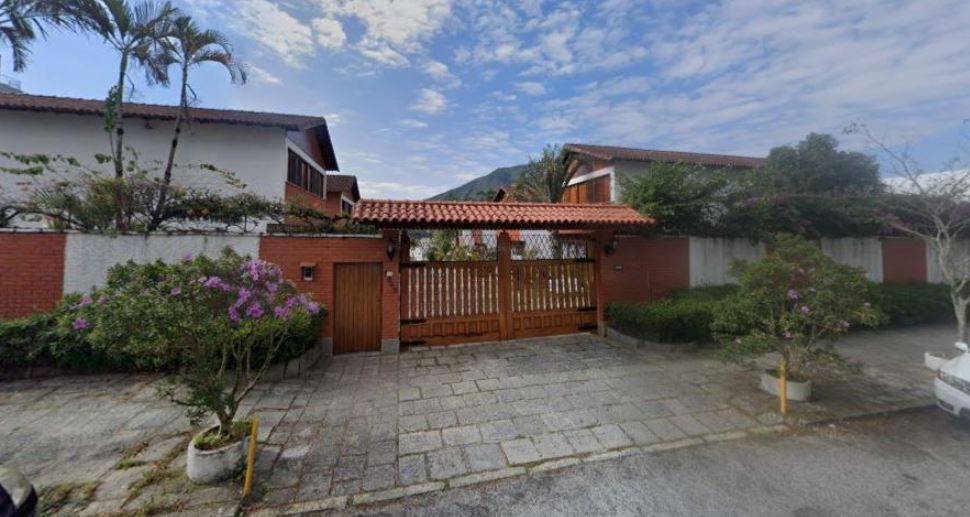 SITE COMPREI - TERESOPÓLIS - EXCELENTE Casa nº 9 do "Parque Residencial 1.500", com entrada pela Rua Sebastião Lacerda, nº 1.500.