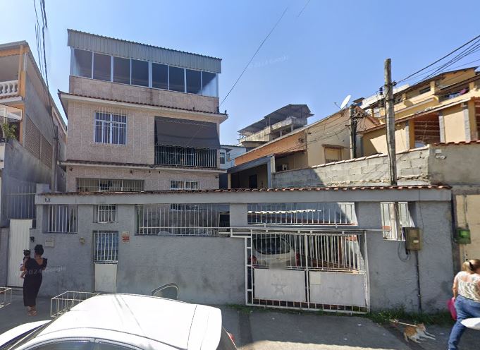 CAVALCANTI - CASA COM 286M²  na RUA MÚCIO TEIXEIRA