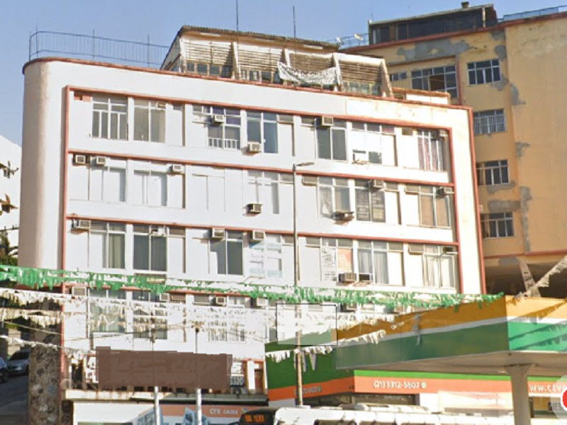 COBERTURA COMERCIAL EM CASCADURA - RJ. 85 M2 (DESOCUPADA)
