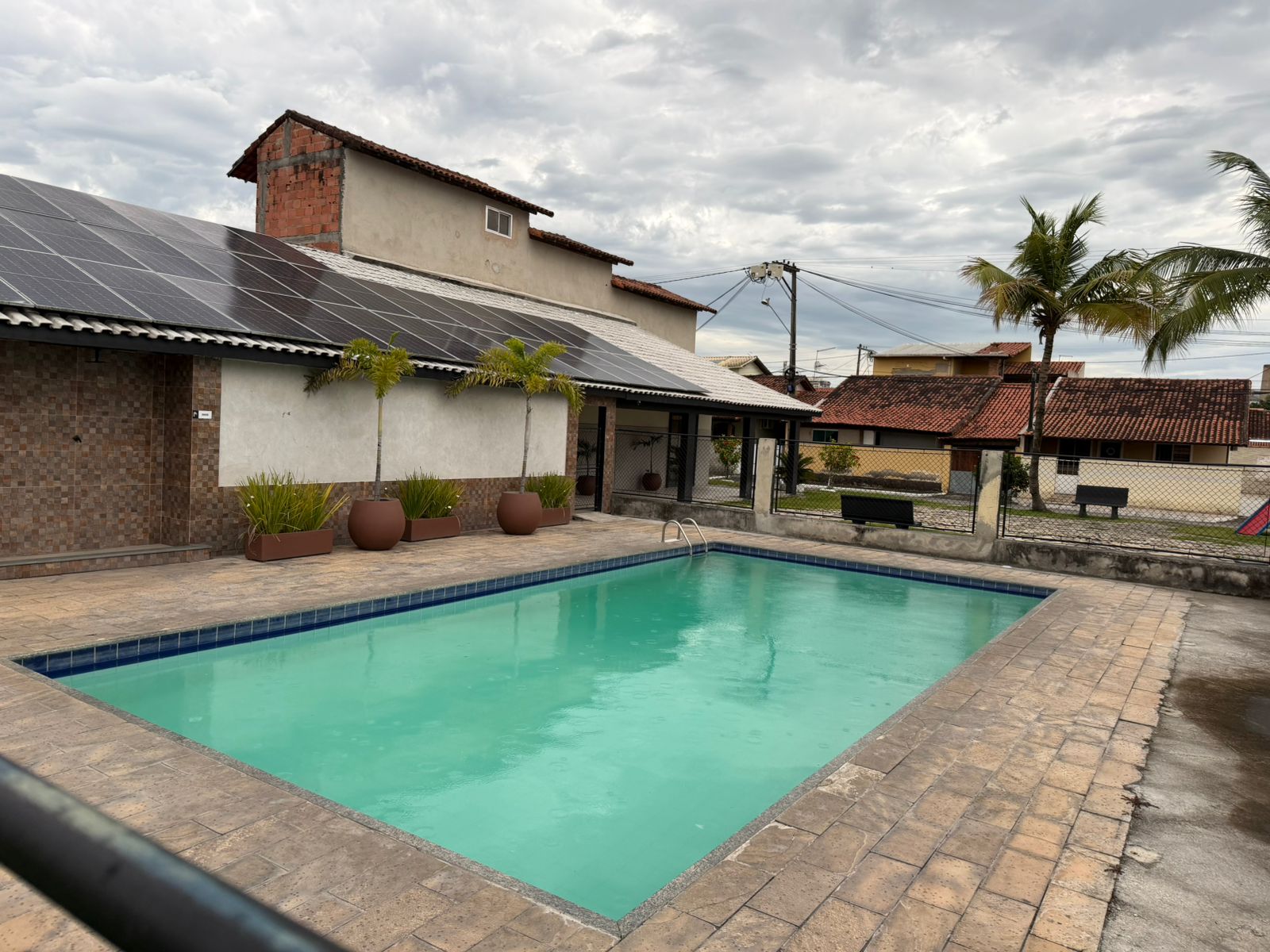 CASA EM ITABORAÍ "CONDOMÍNIO VENEZA II"