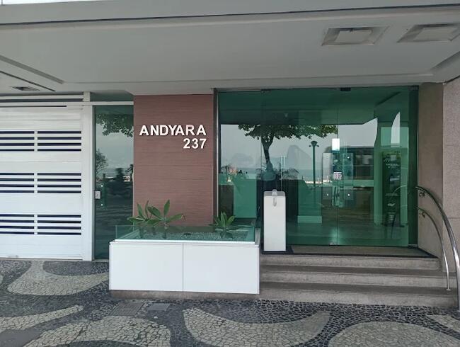 APARTAMENTO  NA PRAIA DE ICARAÍ - COND. EDF. ANDYARA