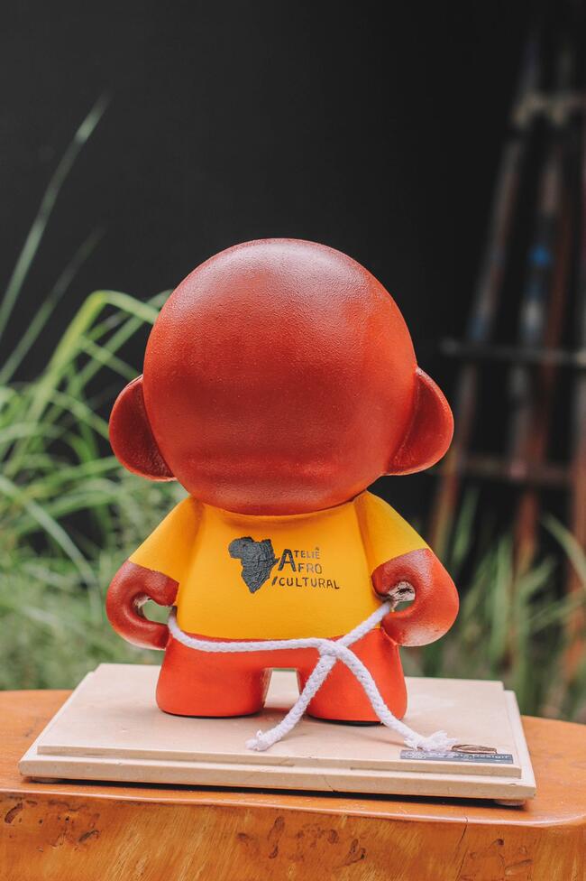 Toy Art Munny  da PB ARTS DESING  para o Ateliê Afro Cultural