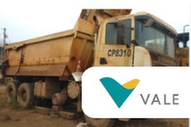 Sucatas Inteiras Caminhões - Vale
