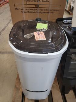 Foto de LAV 10KG SUGGAR NEO ECO BR 110V-A1254201 / LAV ALTA PRESSAO ELECTROLUX 1400W QWS1650 127V-A1225663